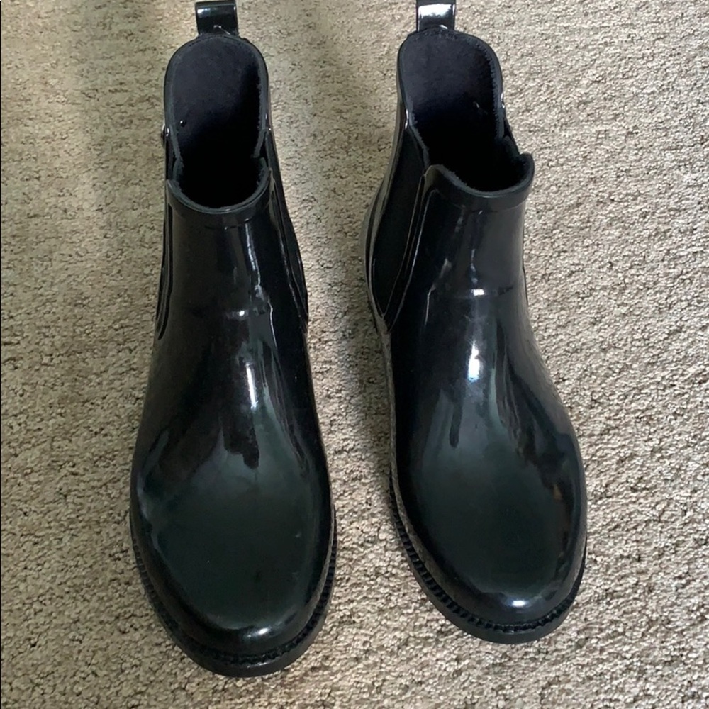 Michael Kors ankle rain boots